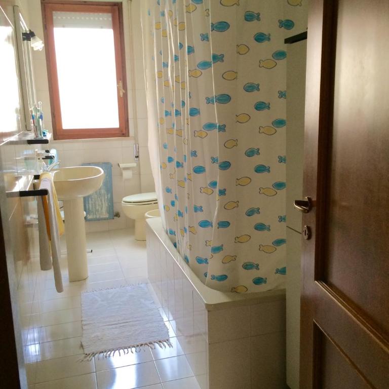 Pozzetto & Poetto - Three-Bedroom Apartment - 24
