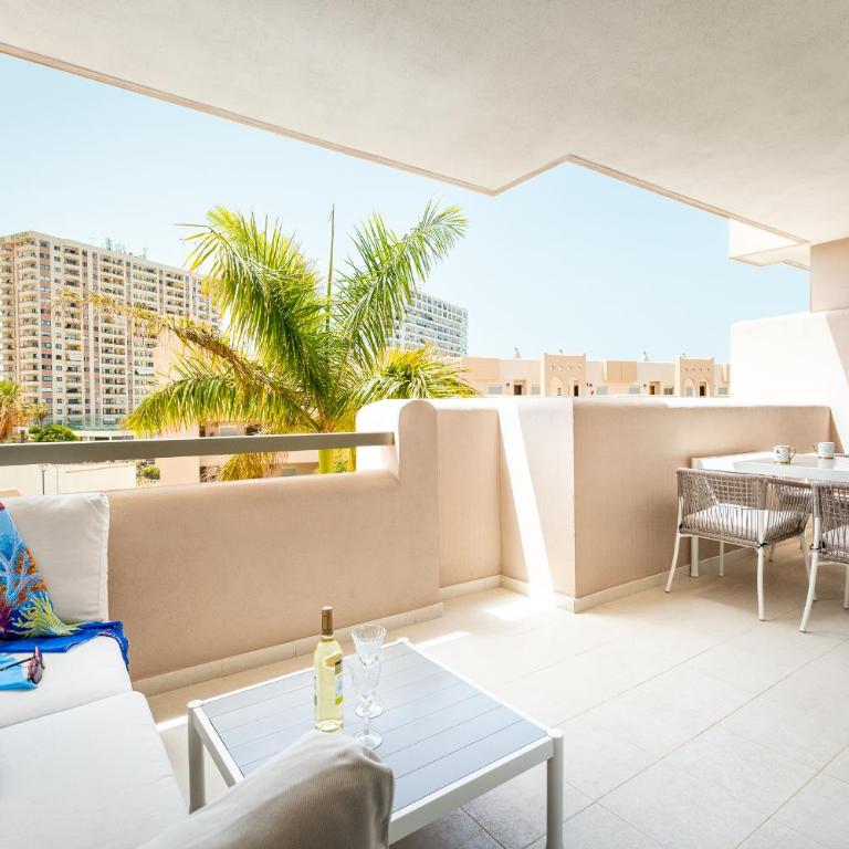 2 Cozy apartment in Playa Paraiso - Apartamento de 2 dormitorios con vistas a la piscina - 14