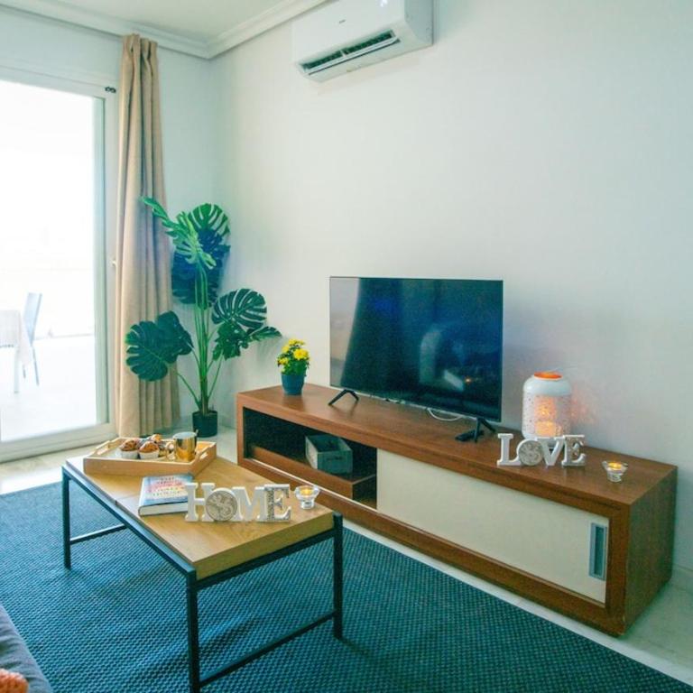 Peaceful Apartment with Terrace by TuriVida - Two-Bedroom Apartment - 4