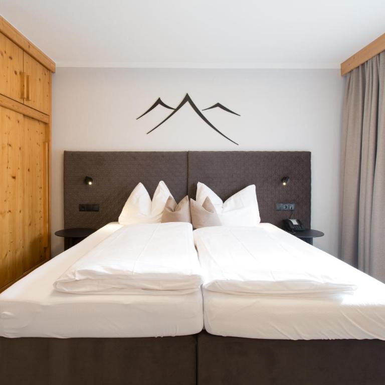Ferienhotel Bergland - Familienzimmer mit Balkon - 1