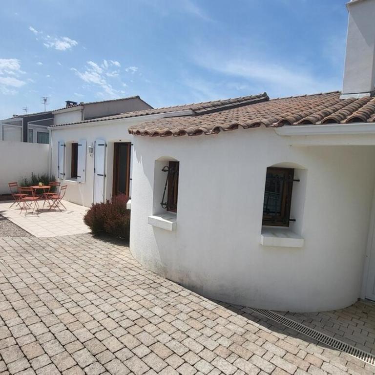 Maison Quartier du Phare - Three-Bedroom House - 2
