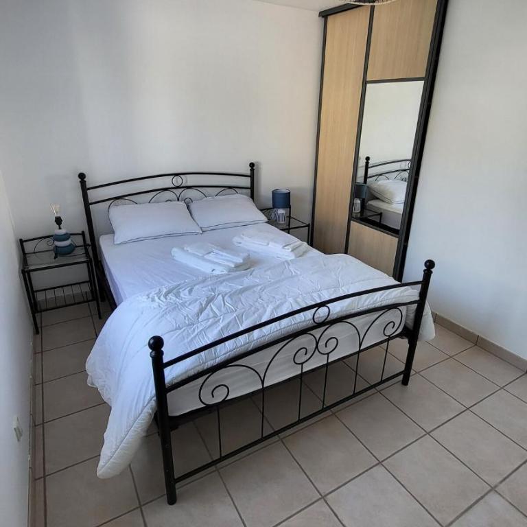 Maison Quartier du Phare - Three-Bedroom House - 4