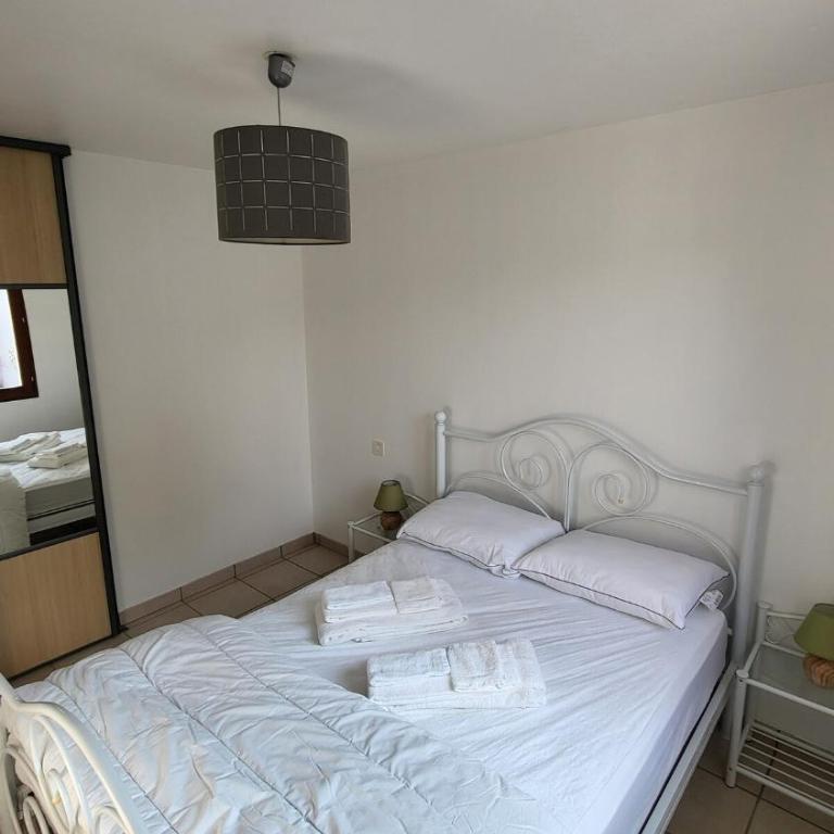 Maison Quartier du Phare - Three-Bedroom House - 10