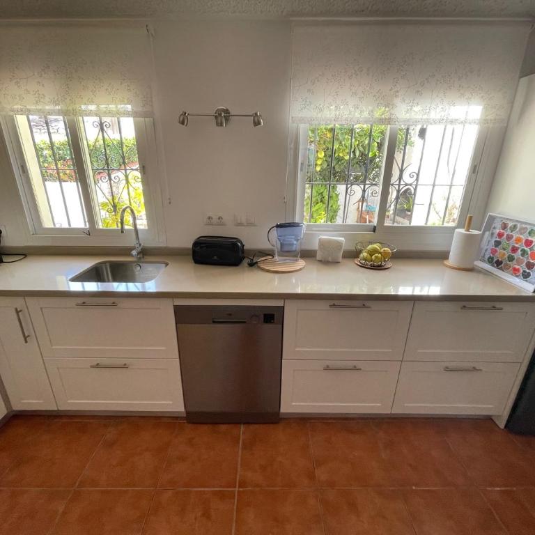 ESTEPONA BEACH SUITES 3. URB. ARENA BEACH 9 - Casa de 3 dormitorios - 17