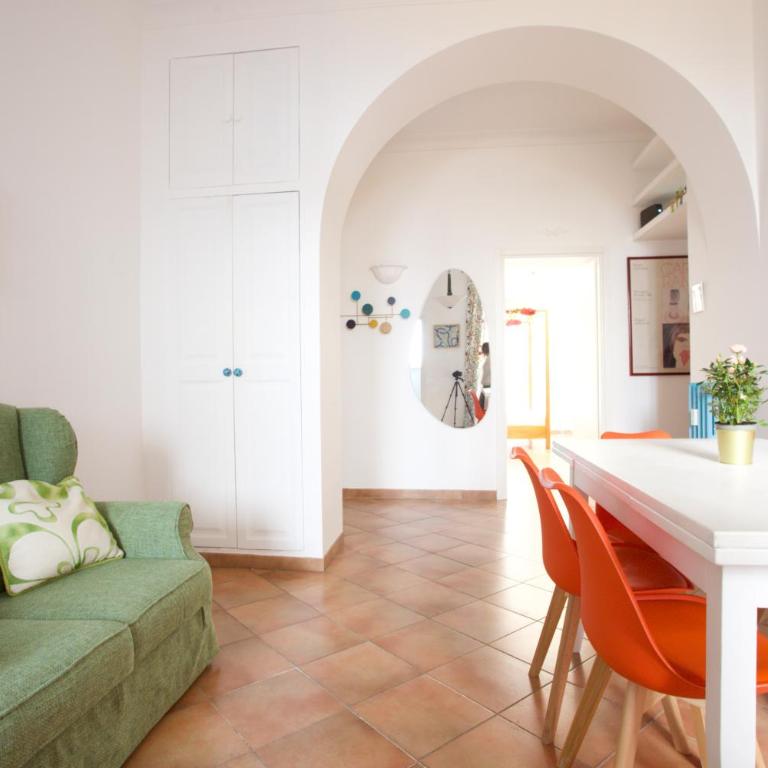 Funky 3BR Flat, Scenic Tram to Colosseum 7 Stops - Appartamento con 3 Camere da Letto e con Vista - 33