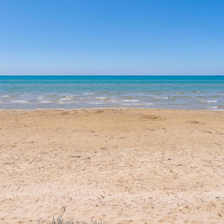 Villa very close to Santa Maria Del Focallo beach blue flag with private pool - Villa Superior - 4