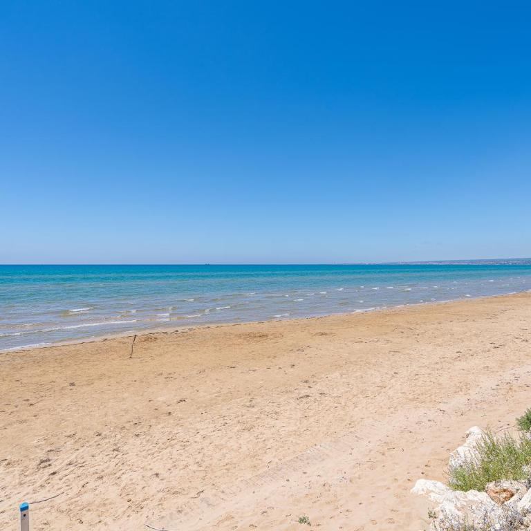 Villa very close to Santa Maria Del Focallo beach blue flag with private pool - Villa Superior - 6