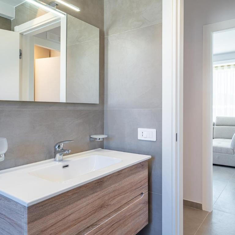 Villa very close to Santa Maria Del Focallo beach blue flag with private pool - Villa Superior - 38