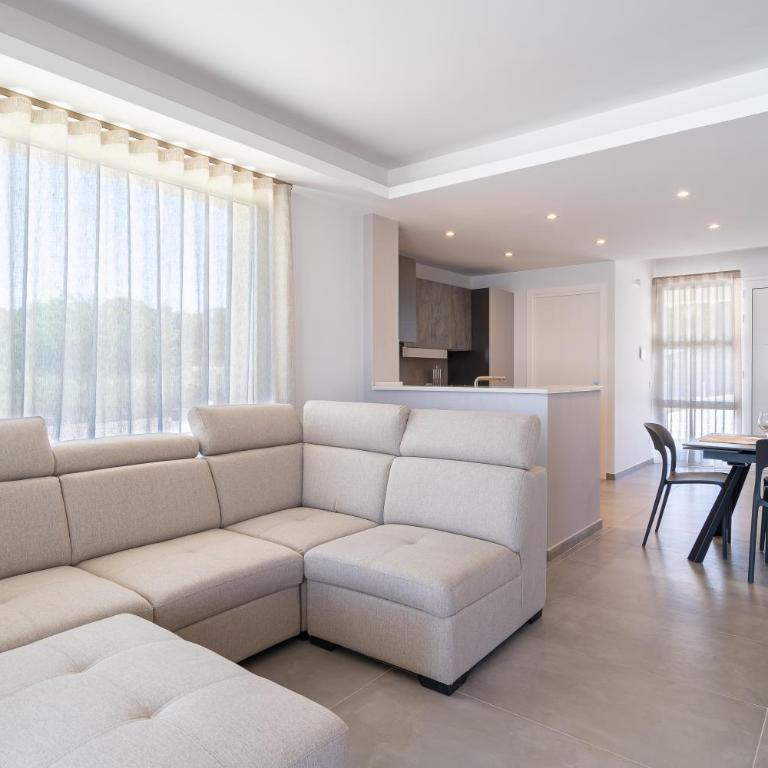 Villa very close to Santa Maria Del Focallo beach blue flag with private pool - Villa Superior - 41