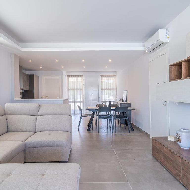 Villa very close to Santa Maria Del Focallo beach blue flag with private pool - Villa Superior - 25
