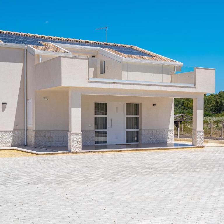 Villa very close to Santa Maria Del Focallo beach blue flag with private pool - Villa Superior - 17