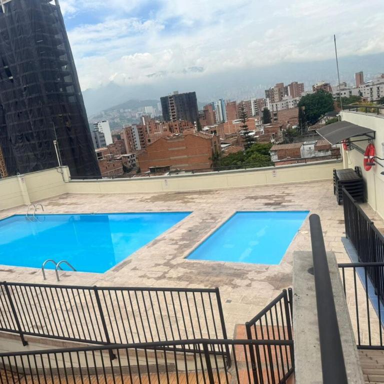 Espectacular Apartmento en Laureles - Two-Bedroom Apartment - 3