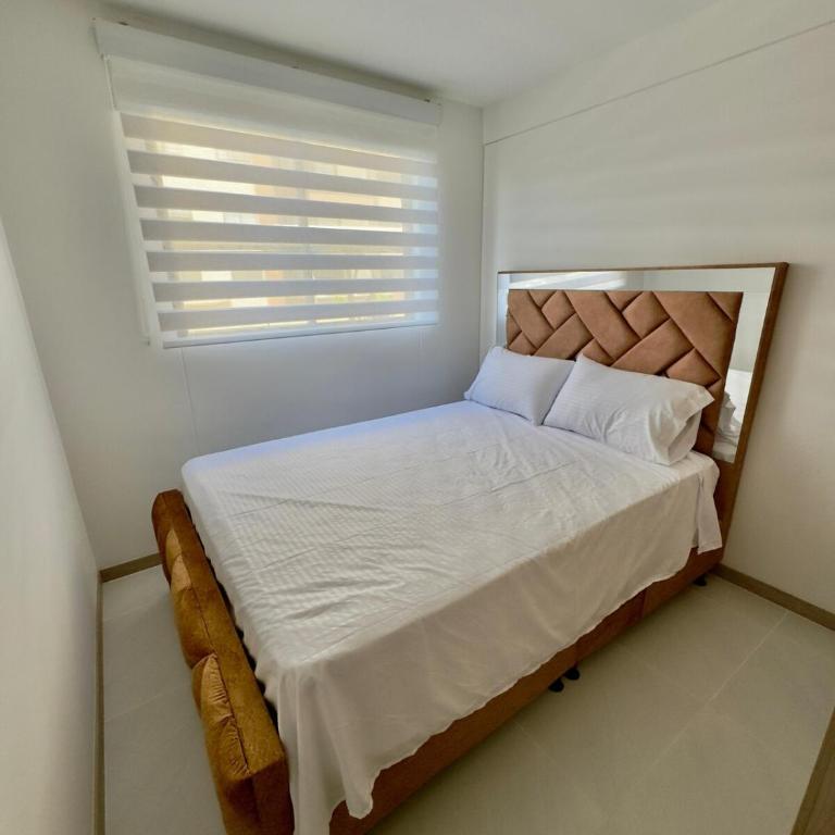 Espectacular Apartmento en Laureles - Two-Bedroom Apartment - 1
