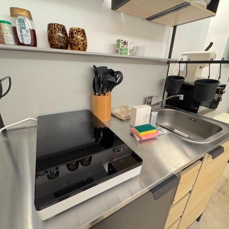 ⁂ Studio Vieux-Nice climatisé: charme commodités - Appartement 1 Chambre - 21
