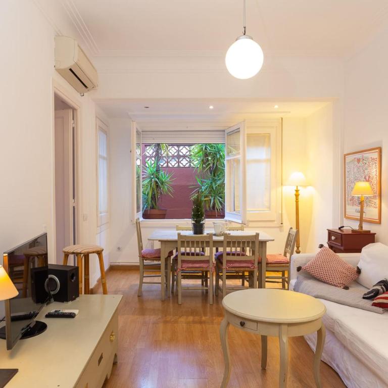 Filmoteca Sarria 1- wifi quiet bright comfi - Apartamento - 1