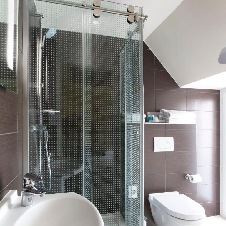 Holiday Inn Paris Opéra - Grands Boulevards by IHG - Chambre Double Standard avec Douche à l'italienne - 2