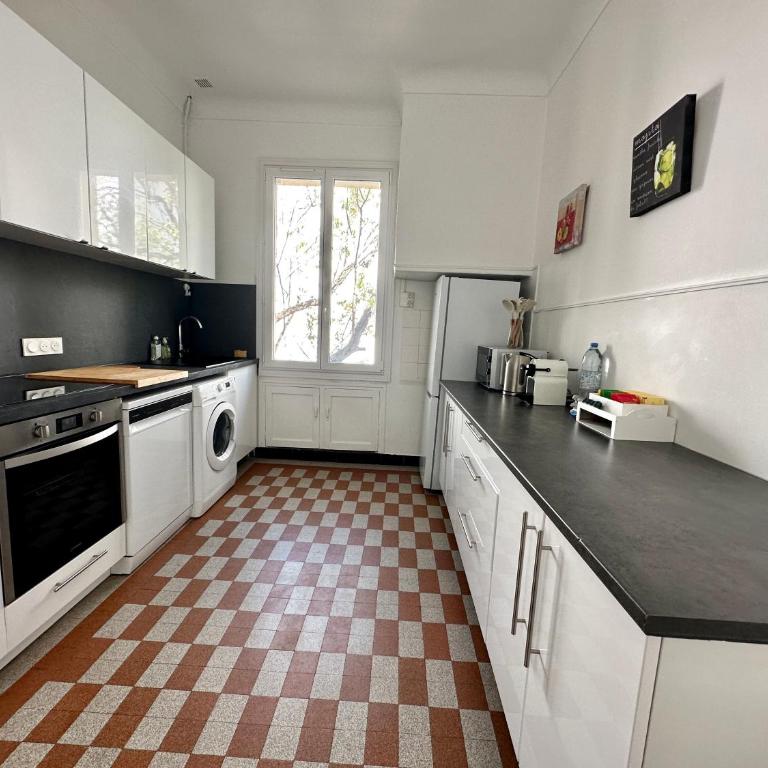 TASSIGNY à Frejus Parking et Terrasse - Apartamento de 3 dormitorios - 24