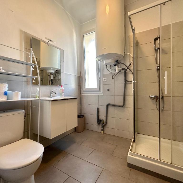 TASSIGNY à Frejus Parking et Terrasse - Apartamento de 3 dormitorios - 25