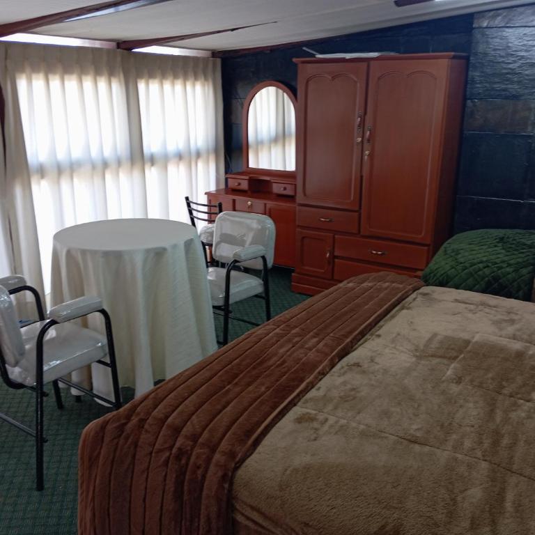 Cristal Palace - One-Bedroom Apartment - 6