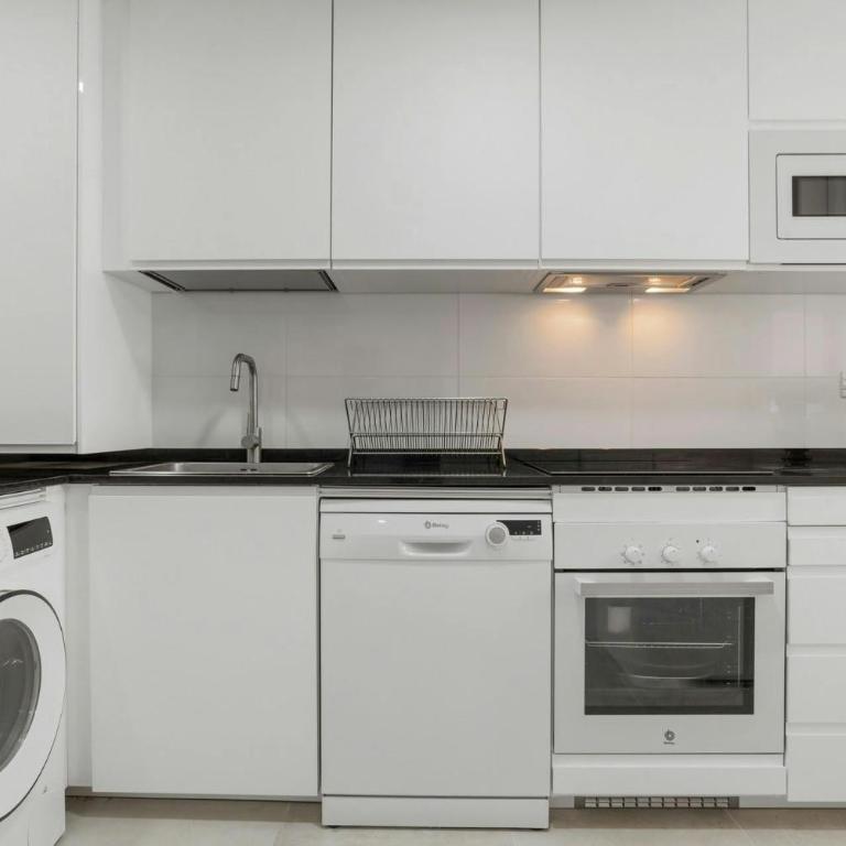 Apartamento en Guadalmina con vistas al golf - Two-Bedroom Apartment - 6