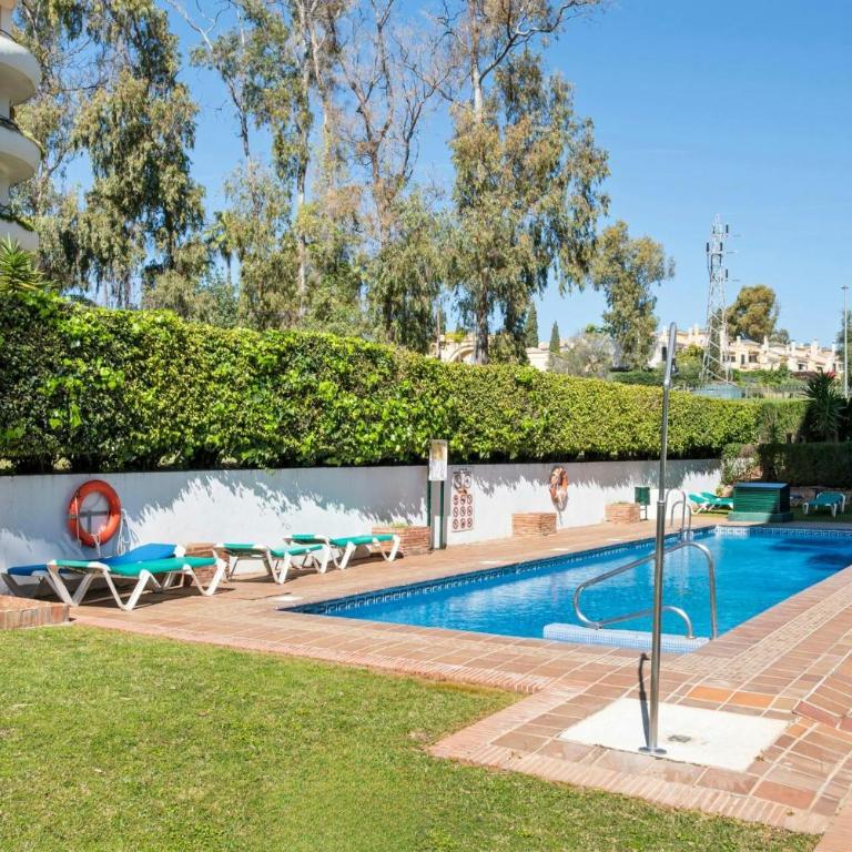 Apartamento en Guadalmina con vistas al golf - Two-Bedroom Apartment - 19