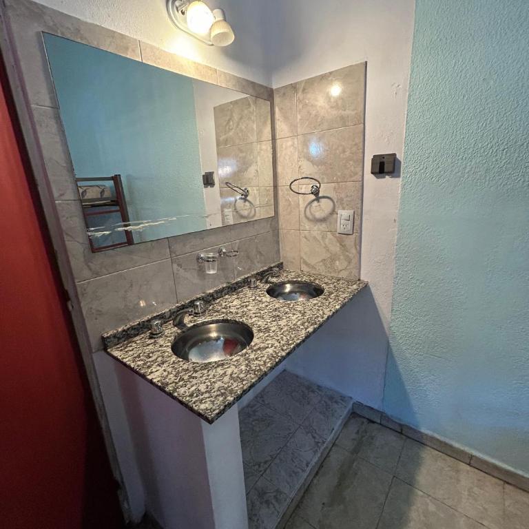 Central Paz Hostel - Bed in 10-Bed Mixed Dormitory Room - 3