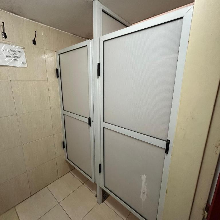 Central Paz Hostel - Bed in 10-Bed Mixed Dormitory Room - 5