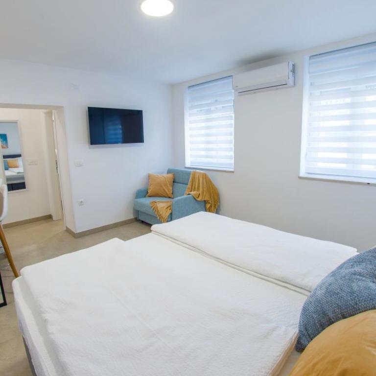 Stari View-Free Parking - Deluxe Studio - 11