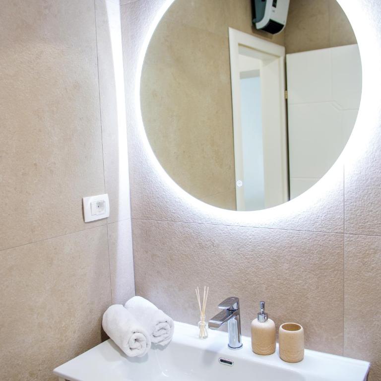 Stari View-Free Parking - Deluxe Studio - 2