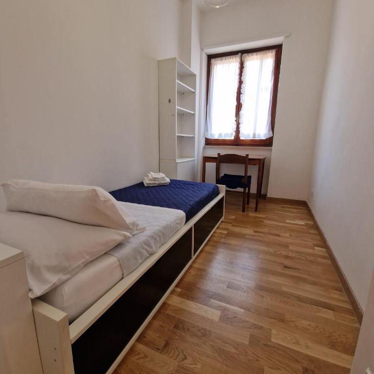 Ponte Lungo Guest House - Appartamento Deluxe con 3 Camere da Letto - 5