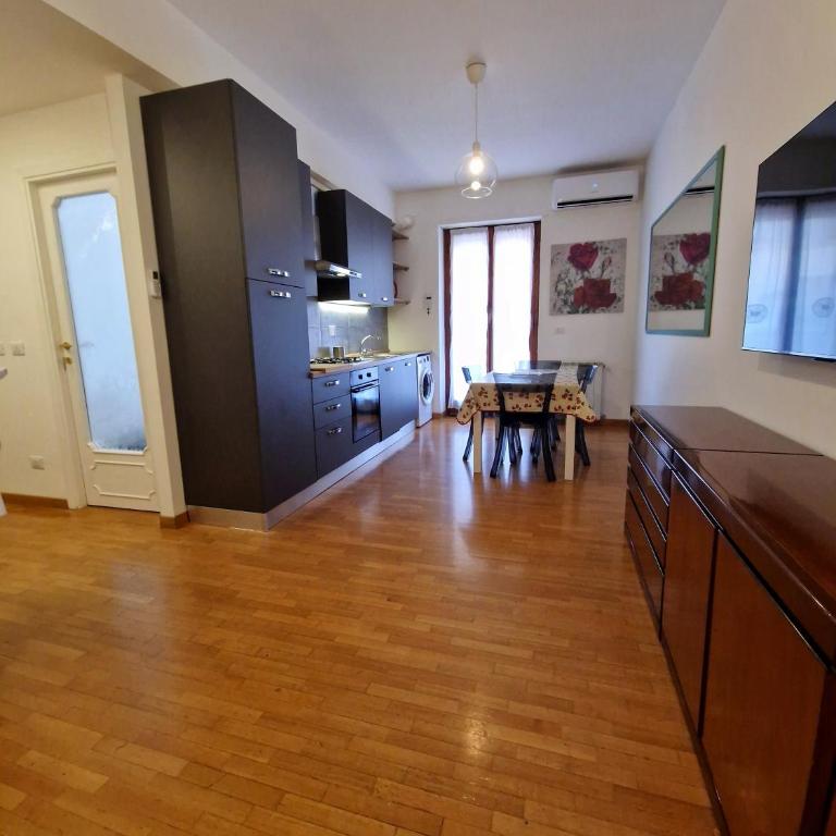 Ponte Lungo Guest House - Appartamento Deluxe con 3 Camere da Letto - 16