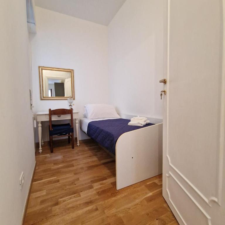 Ponte Lungo Guest House - Appartamento Deluxe con 3 Camere da Letto - 17