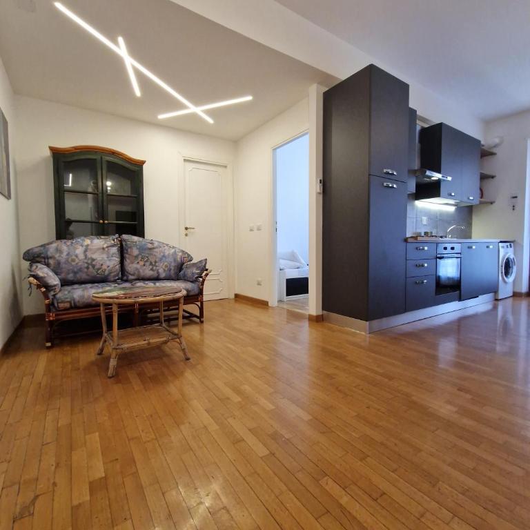 Ponte Lungo Guest House - Appartamento Deluxe con 3 Camere da Letto - 20