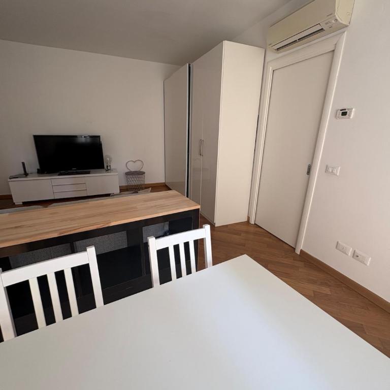 Luxury & Comfort in the Heart of the City, Home Certosa Stay - One-Bedroom Apartment - 9
