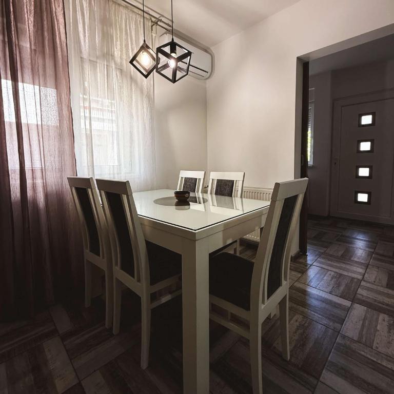 Apartments Velickovic - Apartman - 16