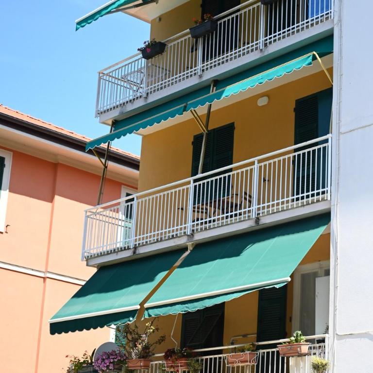 Arcobaleno Home - Appartamento con 2 Camere da Letto - 2