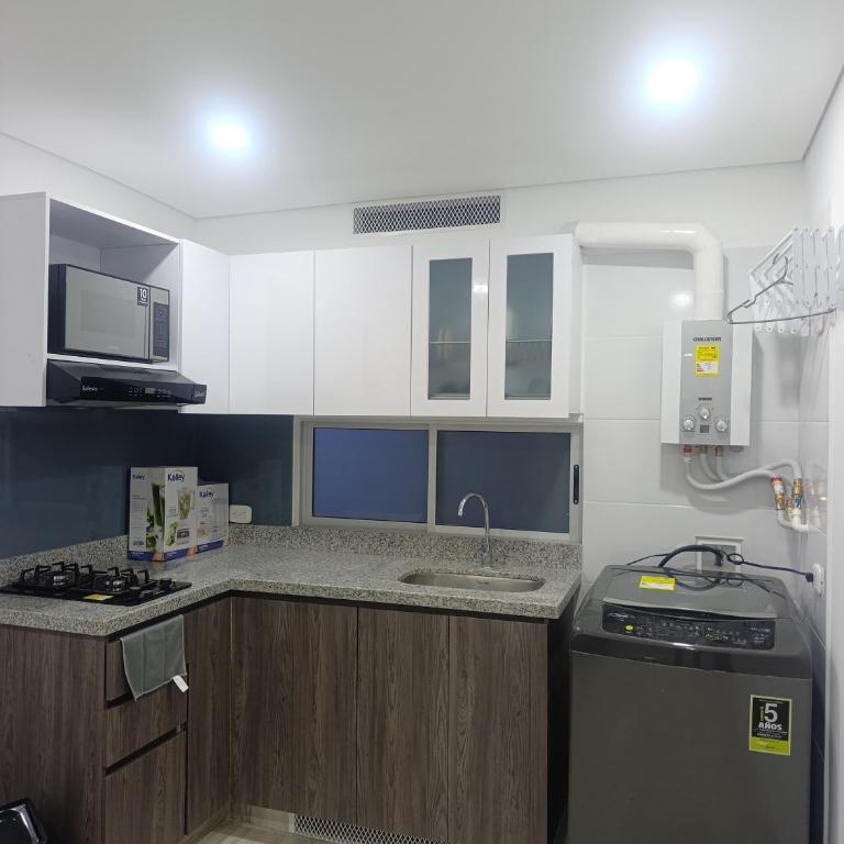 Apartamento amoblado, Edificio Avanzzare T1-304 - One-Bedroom Apartment - 2
