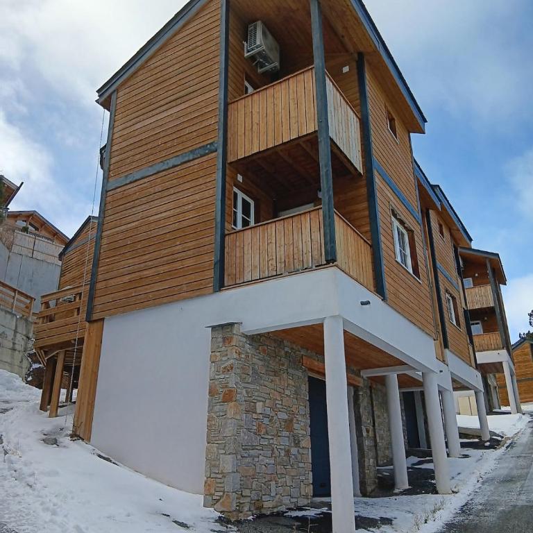 Chalet vue lac à 200 mètres des remontées - Maison 2 Chambres - 12