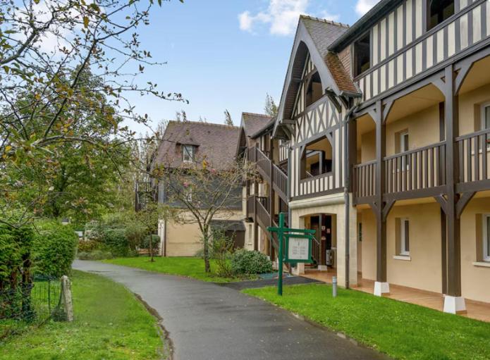 L'instant Deauville - F2 avec Piscine - Résidence du Golf - Apartamento de 1 dormitorio - 2