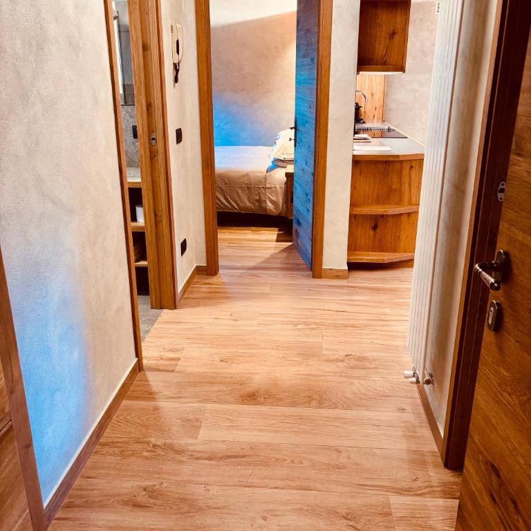Chalet Nicolin - Apartment with View and Balcony - 8
