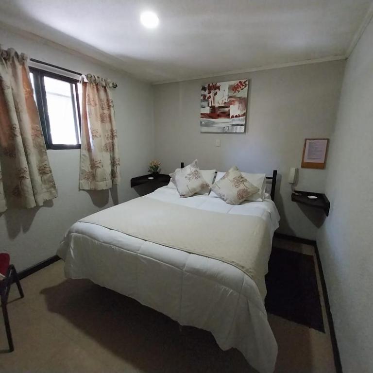 Hotel Fish Angol - Habitación Doble con baño privado - 10