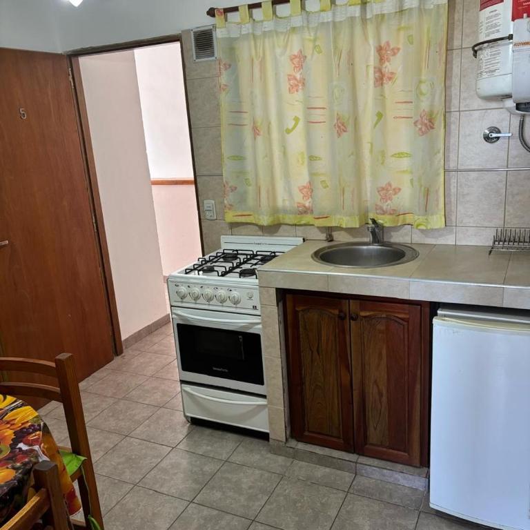 Ayres1 - One-Bedroom Apartment - 6