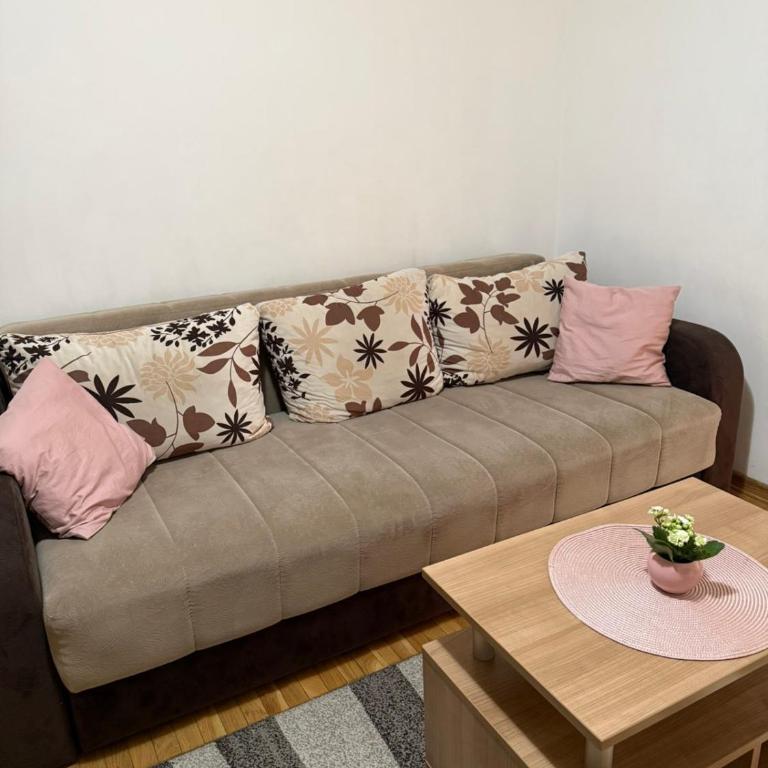Apartman6 Živković - One-Bedroom Apartment - 2