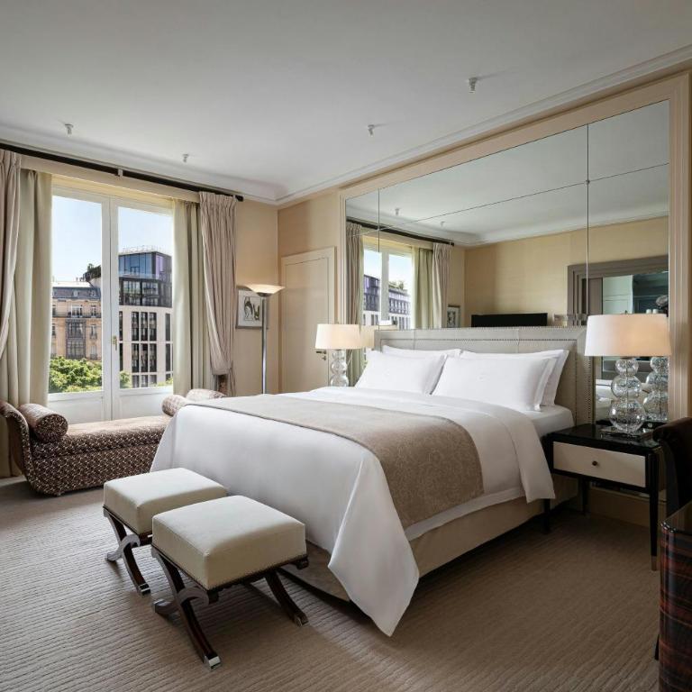 Prince de Galles, un hôtel Luxury Collection, Paris - Suite 1 Chambre Macassar - Vue sur Ville - 12