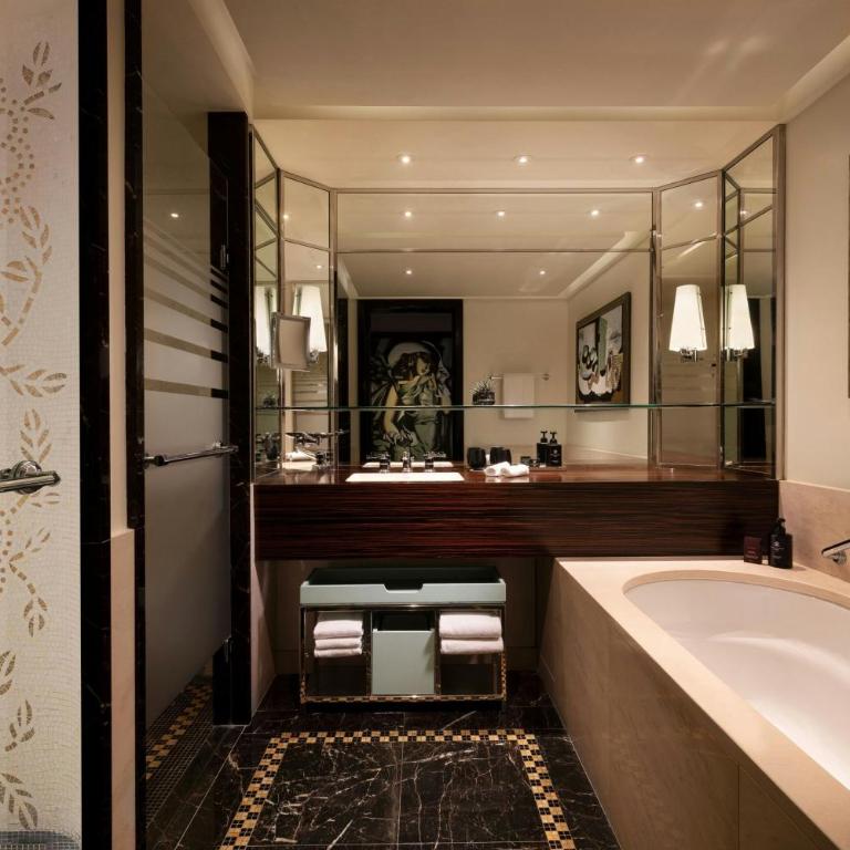 Prince de Galles, un hôtel Luxury Collection, Paris - Chambre Lit King-Size Art Déco - 7