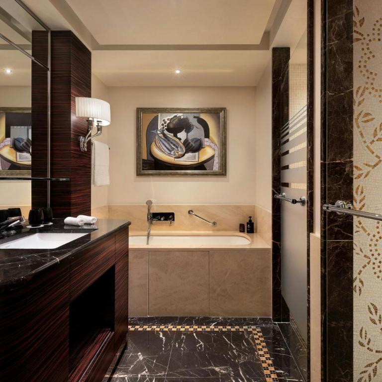 Prince de Galles, un hôtel Luxury Collection, Paris - Suite Mosaic, 1 Chambre, 1 Super King - 9