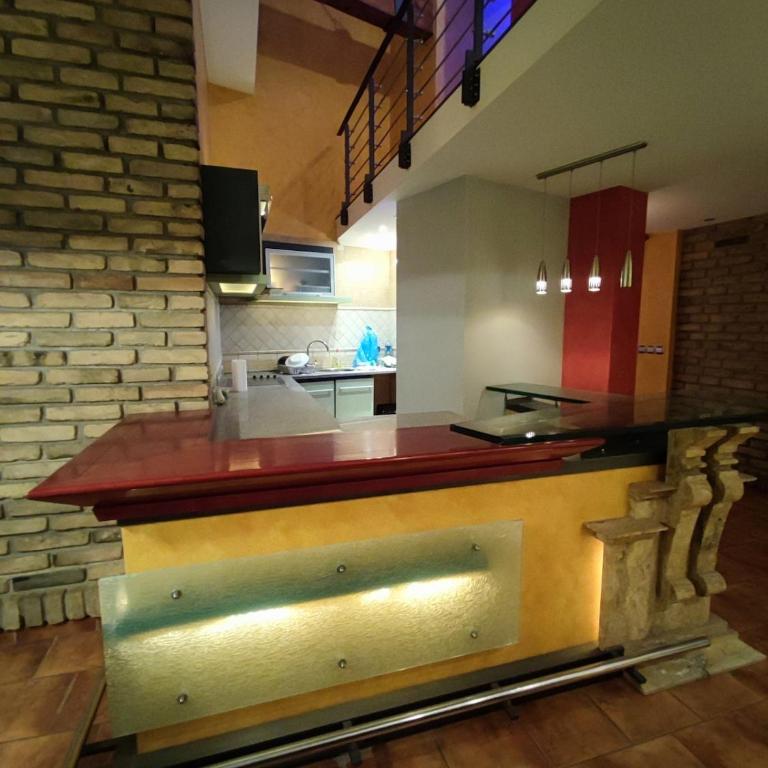 Noir Royale - Modern, Luxury, 3-level apartment - Two-Bedroom Deluxe Apartment - 9