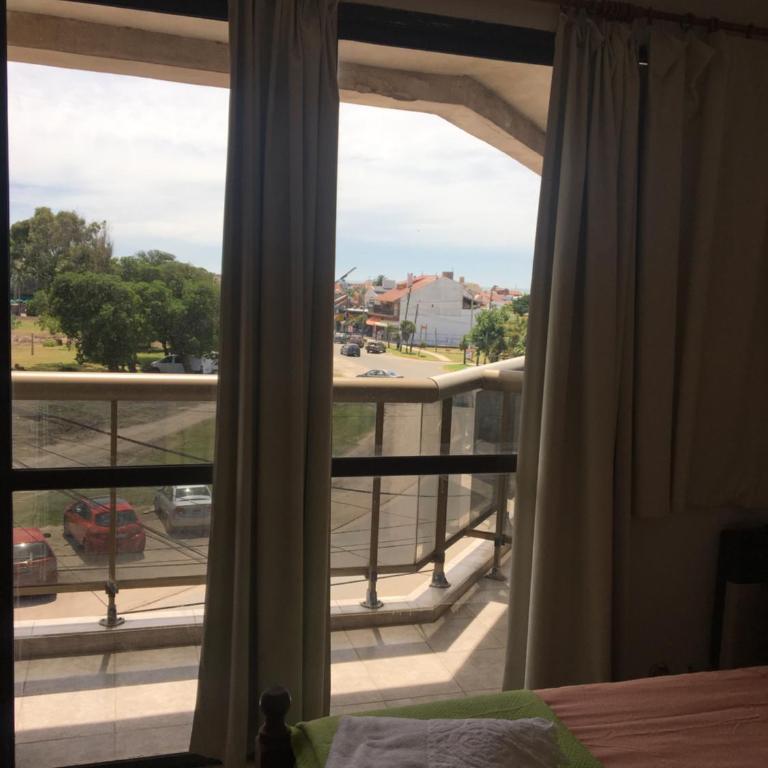 Ayres1 - One-Bedroom Apartment - 2