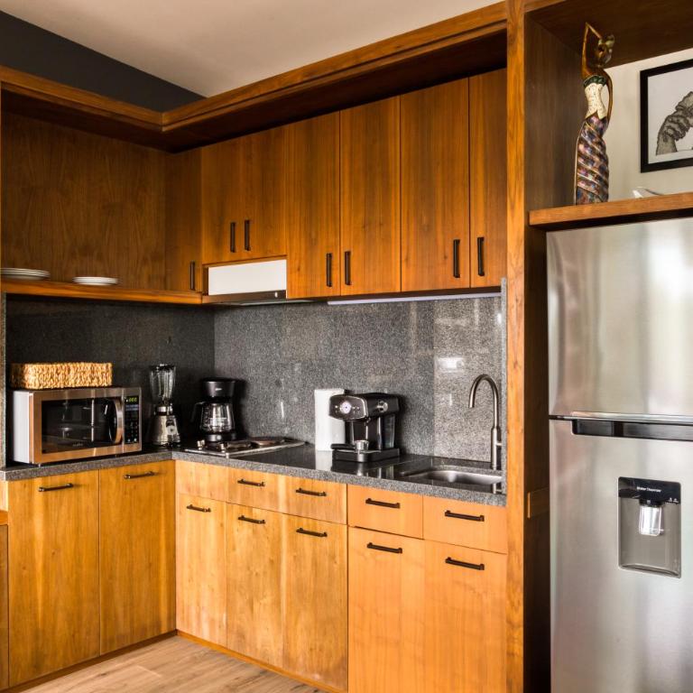 ZAMORA By Mr W - Penthouse Apartment - 12