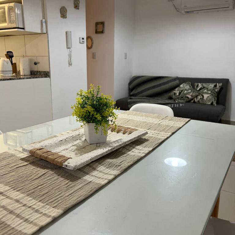 Torres H Güemes - Two-Bedroom Apartment - 9